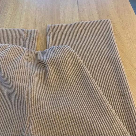 NWOT Missing You Already Knit Pants - Picture 8 of 8